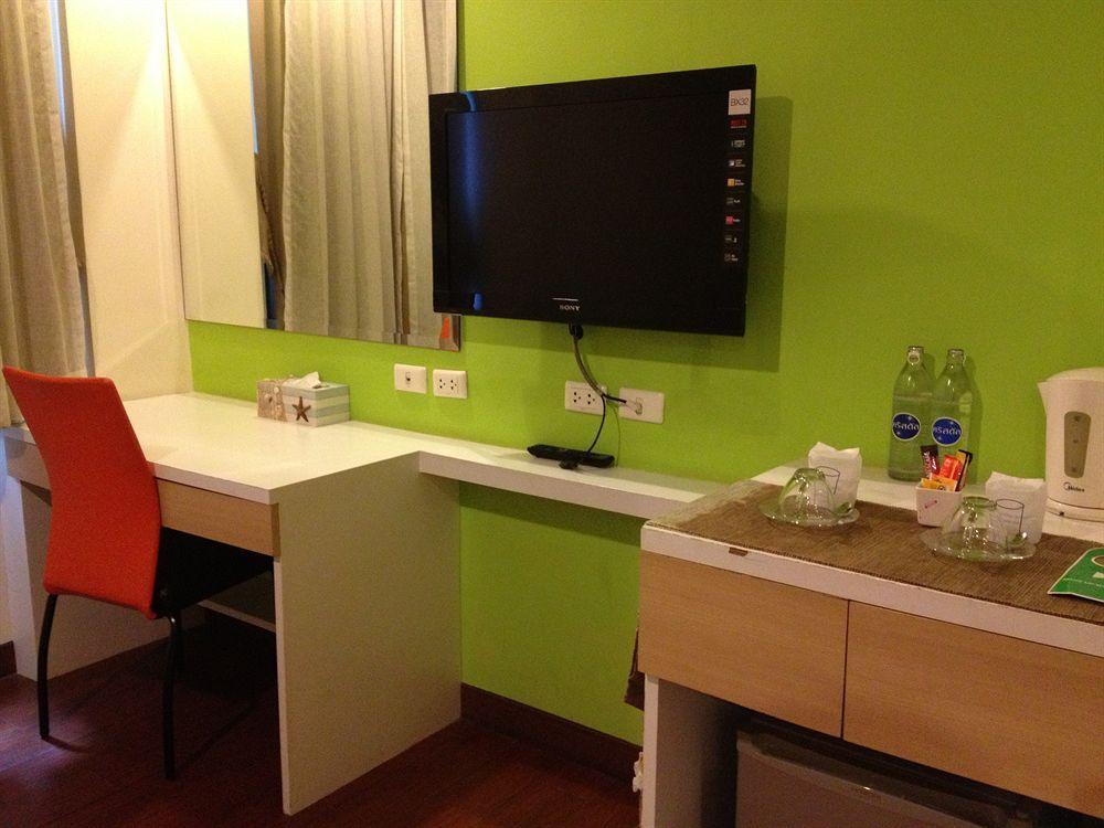 בנגקוק Lido Millennium Hotel מראה חיצוני תמונה